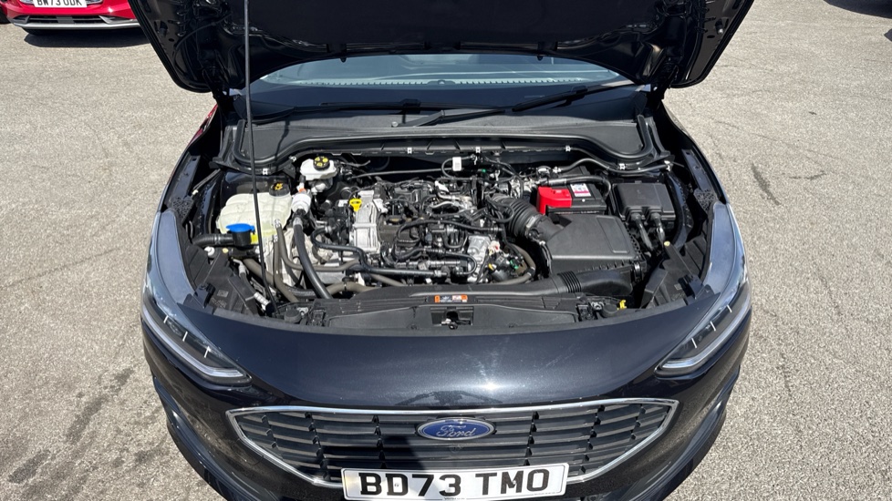 Ford Focus 1.0 EcoBoost Titanium 5dr Petrol Hatchback - Image 8