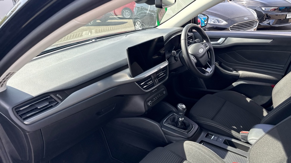 Ford Focus 1.0 EcoBoost Titanium 5dr Petrol Hatchback - Image 9