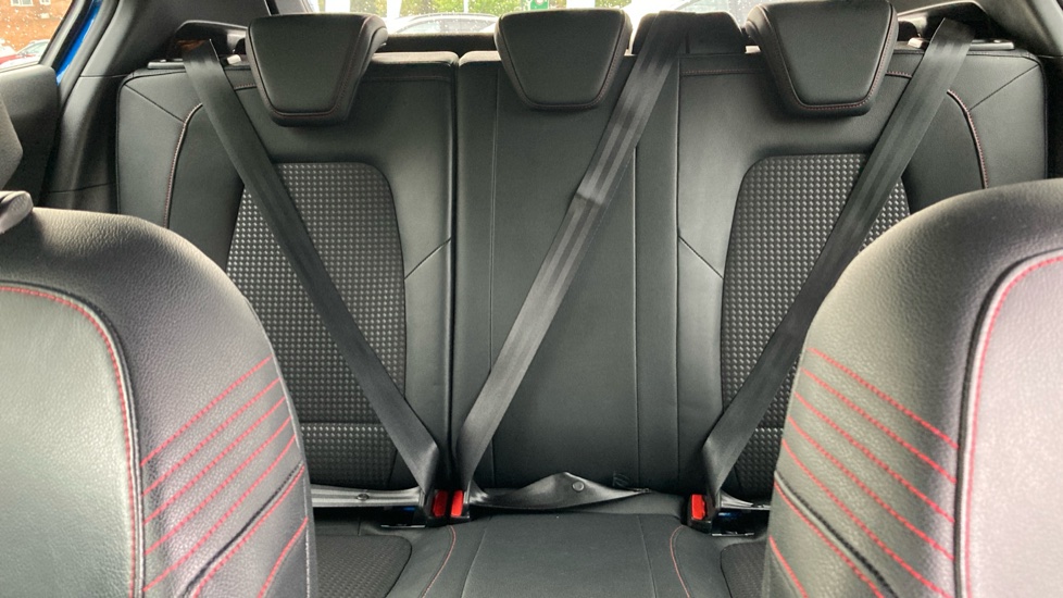 Ford Focus 1.0 EcoBoost Hybrid mHEV 125 ST-Line X Edition 5dr Petrol Hatchback - Image 15