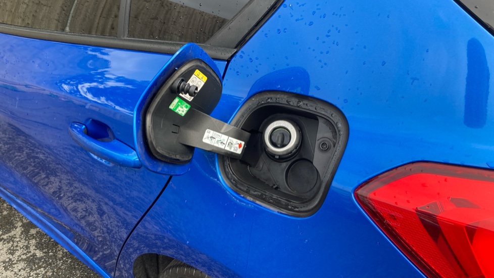 Ford Focus 1.0 EcoBoost Hybrid mHEV 125 ST-Line X Edition 5dr Petrol Hatchback - Image 45