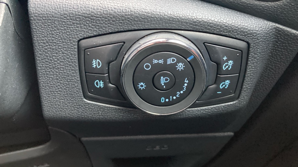 Ford EcoSport 1.0 EcoBoost 125 ST-Line 5dr Petrol Hatchback - Image 33