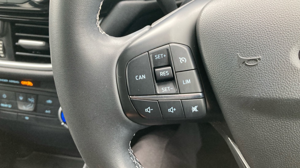 Ford Fiesta 1.0 EcoBoost Titanium 5dr Petrol Hatchback - Image 21