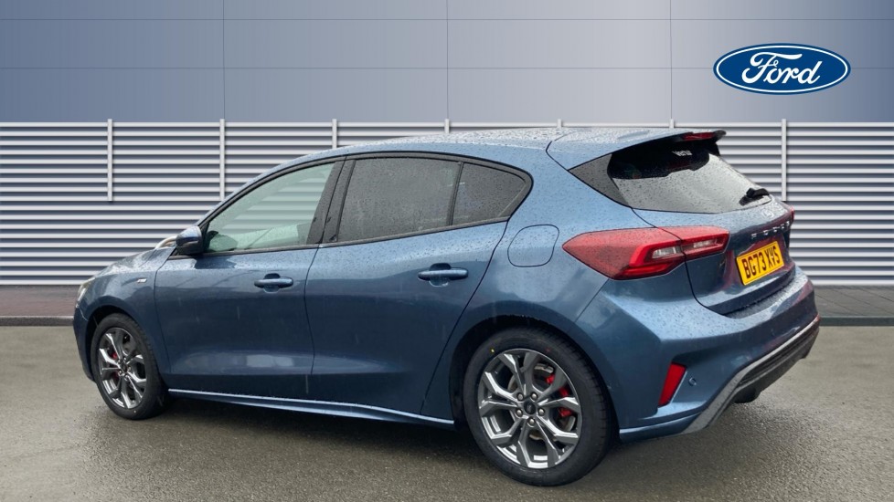 Ford Focus 1.0 EcoBoost ST-Line 5dr Petrol Hatchback - Image 2