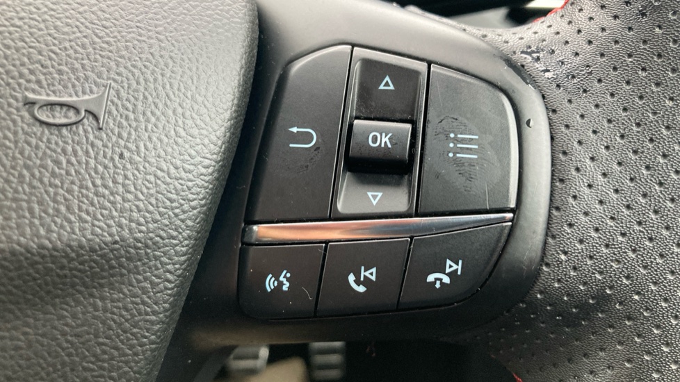 Ford Focus 1.0 EcoBoost ST-Line 5dr Petrol Hatchback - Image 25