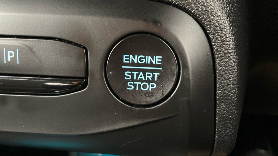 Ford Focus 1.0 EcoBoost ST-Line 5dr Petrol Hatchback - Image 27