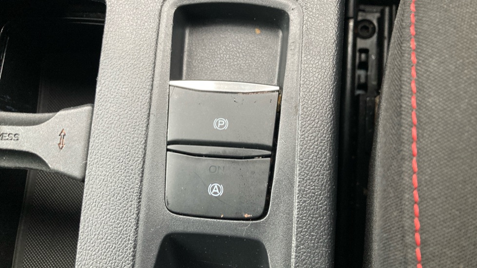 Ford Focus 1.0 EcoBoost ST-Line 5dr Petrol Hatchback - Image 32