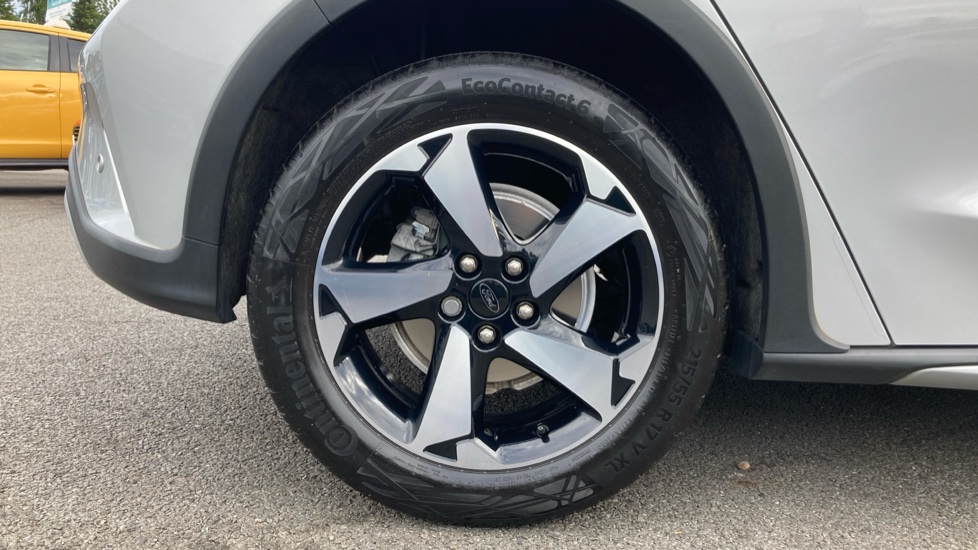 Ford Focus 1.0 EcoBoost Active 5dr Petrol Hatchback - Image 7