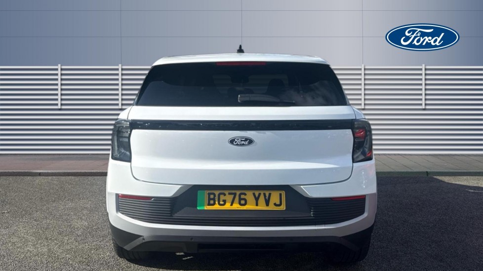Ford Explorer 250kW Premium 79kWh AWD 5dr Auto Electric Estate - Image 6