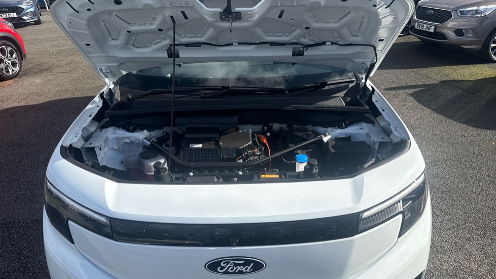 Ford Explorer 250kW Premium 79kWh AWD 5dr Auto Electric Estate - Image 8