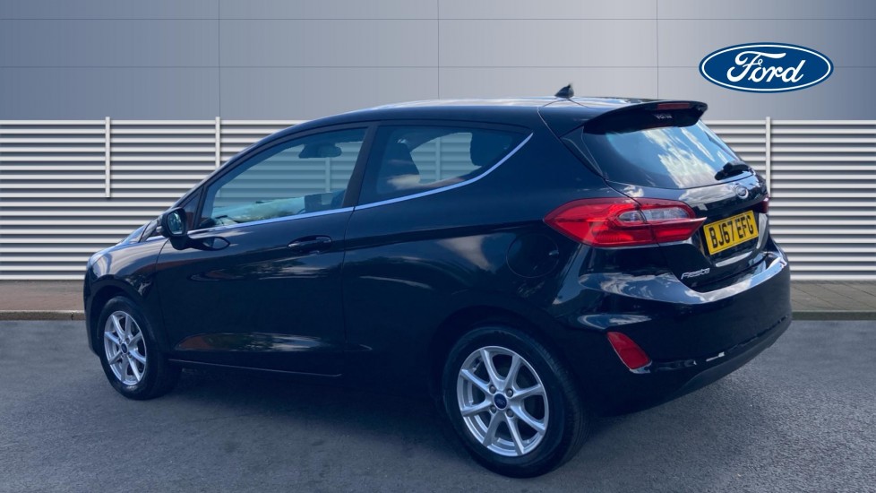 Ford Fiesta 1.1 Zetec 3dr Petrol Hatchback - Image 2