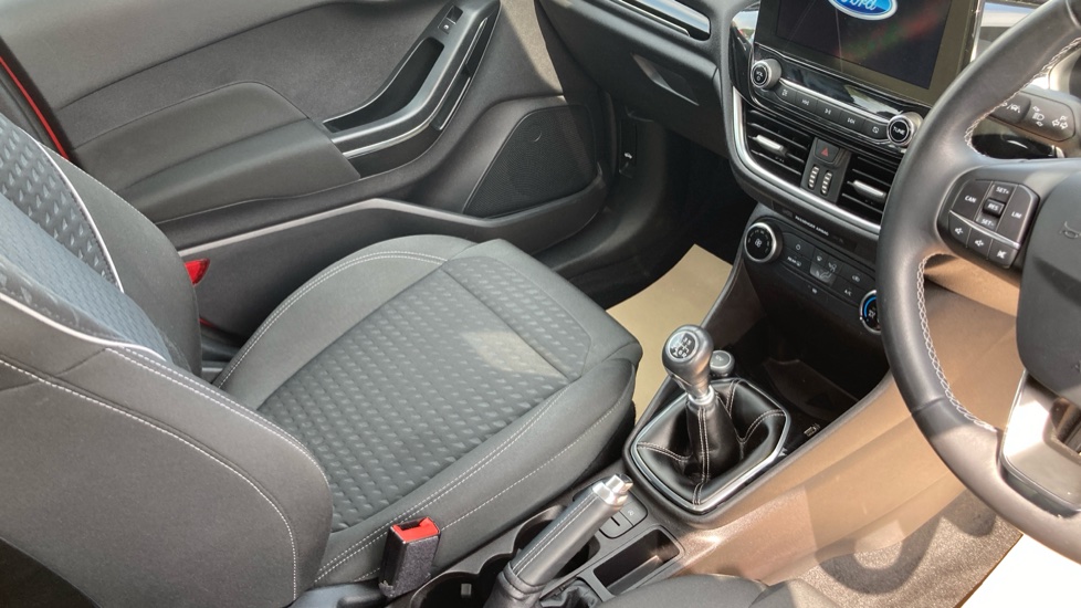 Ford Fiesta 1.0 EcoBoost Zetec 5dr Petrol Hatchback - Image 14