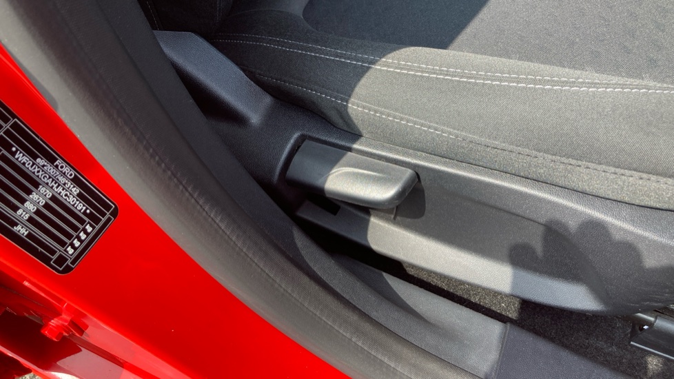 Ford Fiesta 1.0 EcoBoost Zetec 5dr Petrol Hatchback - Image 22