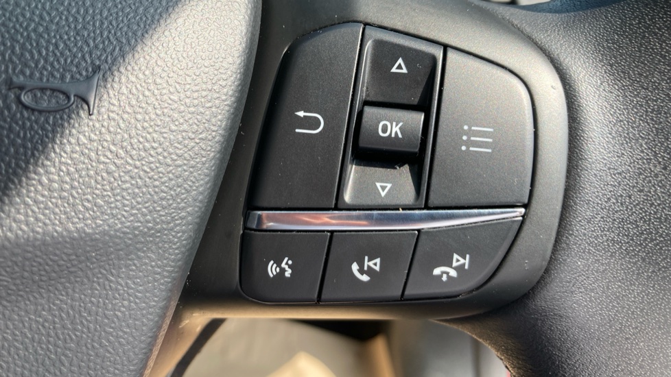 Ford Fiesta 1.0 EcoBoost Zetec 5dr Petrol Hatchback - Image 24