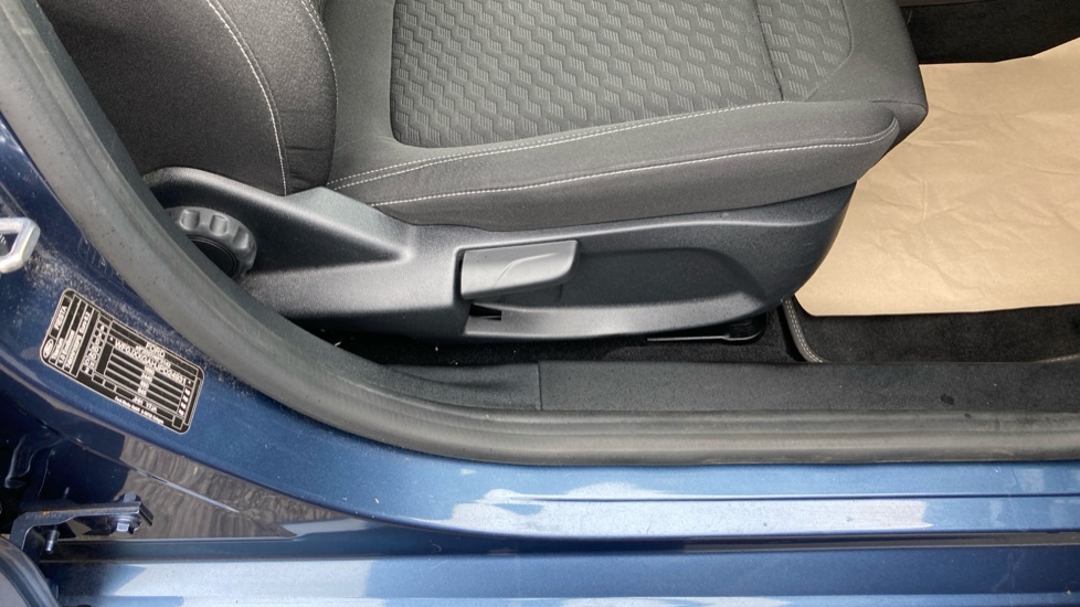 Ford Fiesta 1.0 EcoBoost Titanium 5dr Petrol Hatchback - Image 26