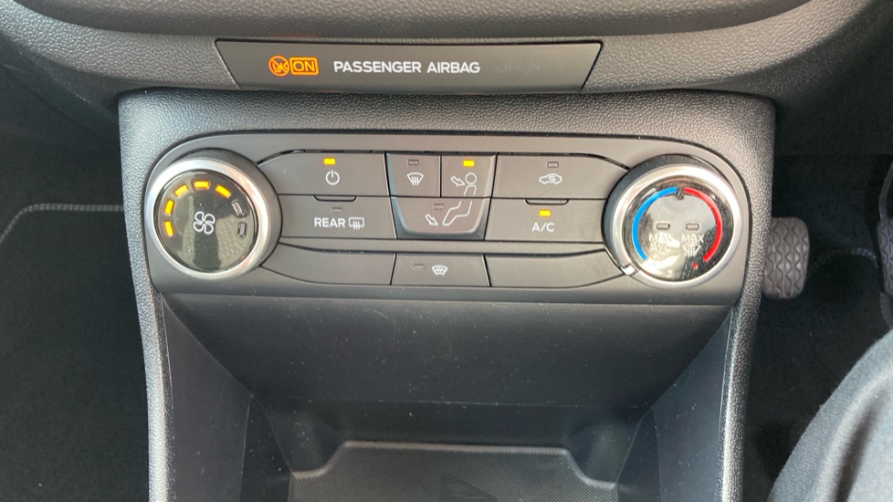 Ford Fiesta 1.0 EcoBoost Titanium 5dr Petrol Hatchback - Image 21