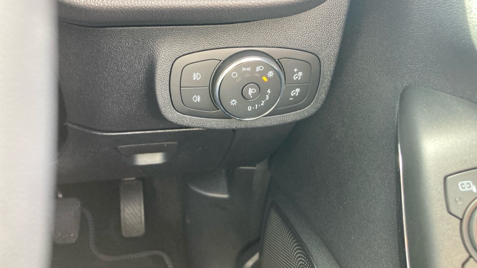 Ford Fiesta 1.0 EcoBoost Titanium 5dr Petrol Hatchback - Image 26