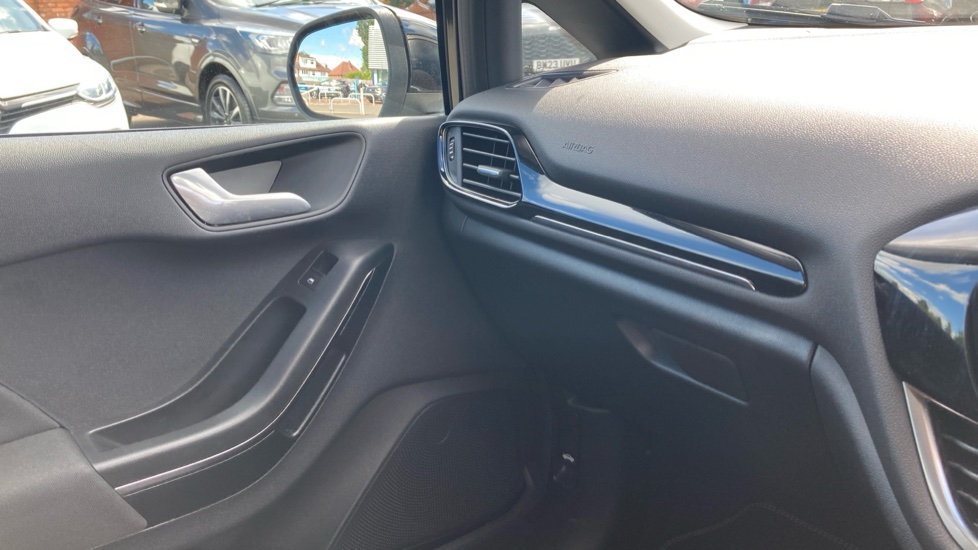 Ford Fiesta 1.0 EcoBoost Titanium 5dr Petrol Hatchback - Image 35