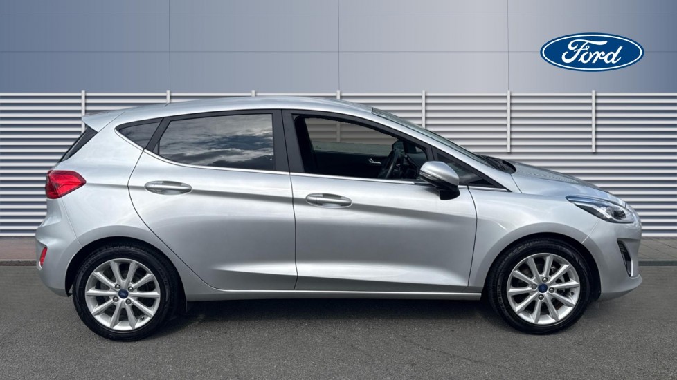 Ford Fiesta 1.0 EcoBoost Titanium 5dr Petrol Hatchback - Image 5