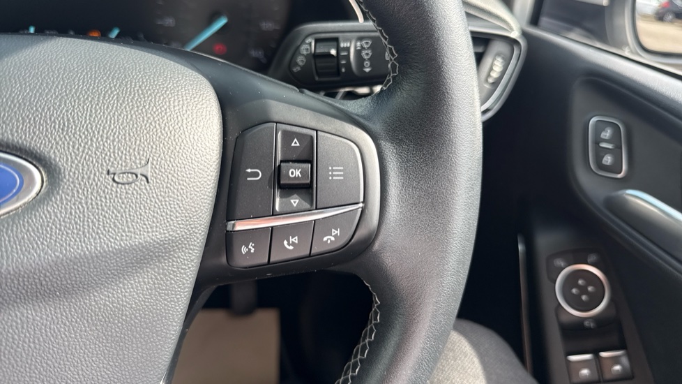 Ford Fiesta 1.0 EcoBoost Titanium 5dr Petrol Hatchback - Image 31