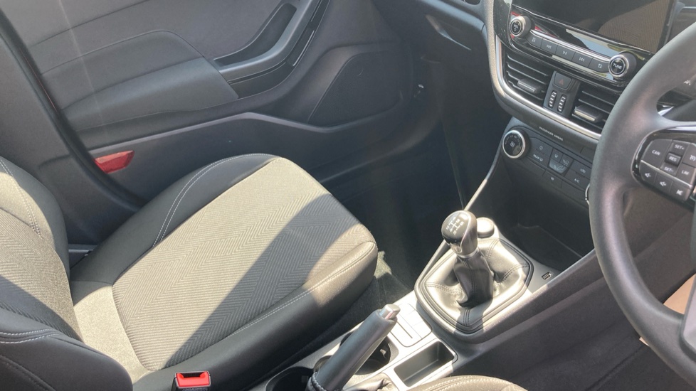 Ford Fiesta 1.1 Trend 5dr Petrol Hatchback - Image 14