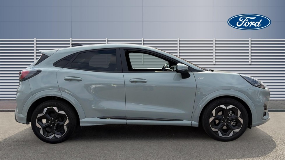 Ford Puma 1.0 EcoBoost Hybrid mHEV ST-Line X 5dr Petrol Hatchback - Image 5