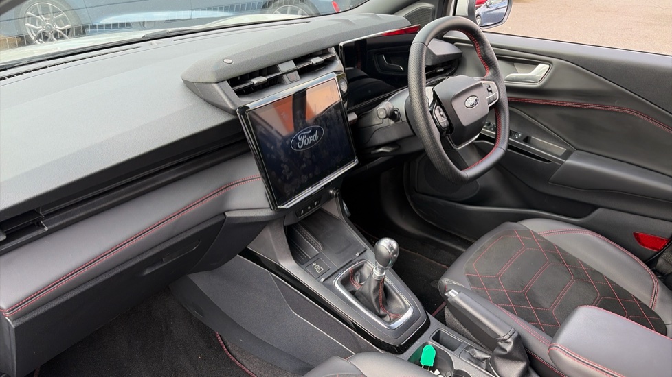 Ford Puma 1.0 EcoBoost Hybrid mHEV ST-Line X 5dr Petrol Hatchback - Image 9