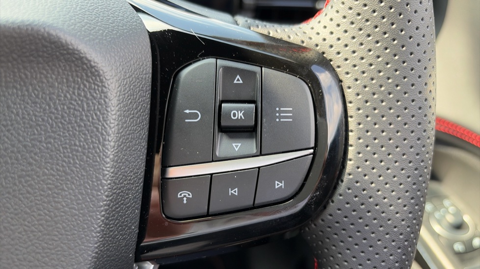 Ford Puma 1.0 EcoBoost Hybrid mHEV ST-Line X 5dr Petrol Hatchback - Image 22