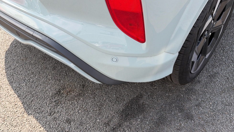 Ford Puma 1.0 EcoBoost Hybrid mHEV ST-Line X 5dr Petrol Hatchback - Image 32