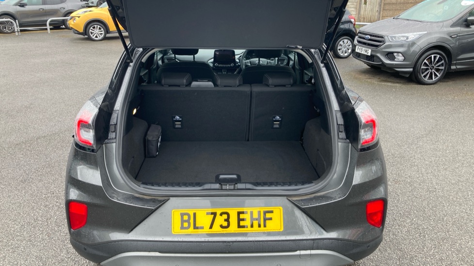 Ford Puma 1.0 EcoBoost Hybrid mHEV Titanium 5dr Petrol Hatchback - Image 4