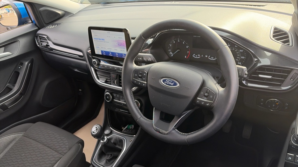 Ford Puma 1.0 EcoBoost Hybrid mHEV Titanium 5dr Petrol Hatchback - Image 11