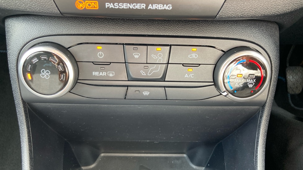 Ford Fiesta 1.0 EcoBoost Active 5dr Petrol Hatchback - Image 30