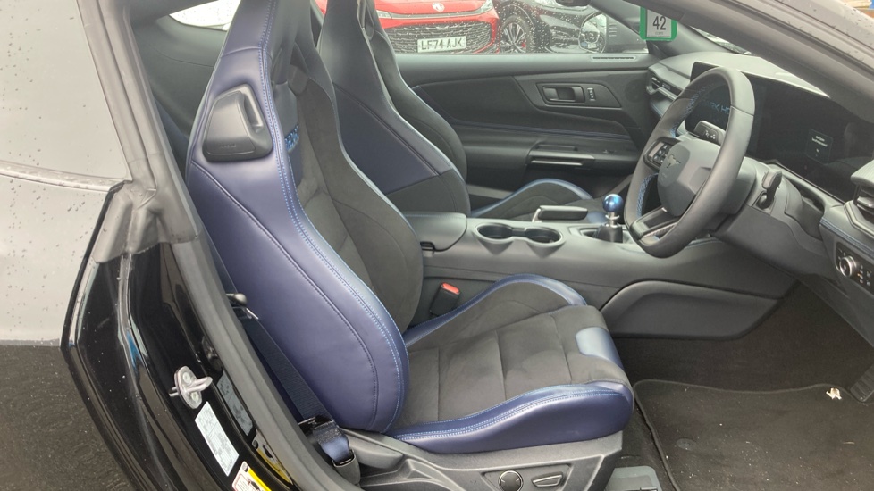 Ford Mustang 5.0 V8 Dark Horse 2dr Petrol Coupe - Image 39