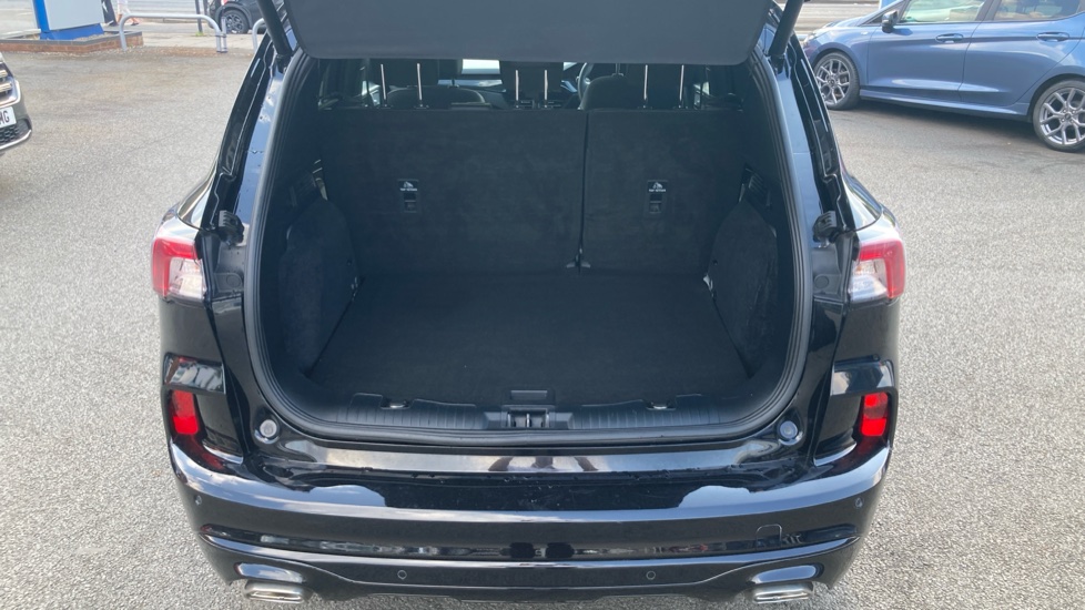 Ford Kuga 2.5 FHEV ST-Line X Edition 5dr CVT Hybrid Estate - Image 4