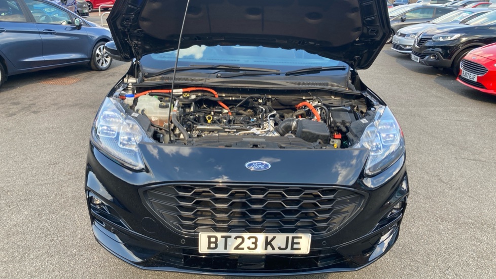 Ford Kuga 2.5 FHEV ST-Line X Edition 5dr CVT Hybrid Estate - Image 8
