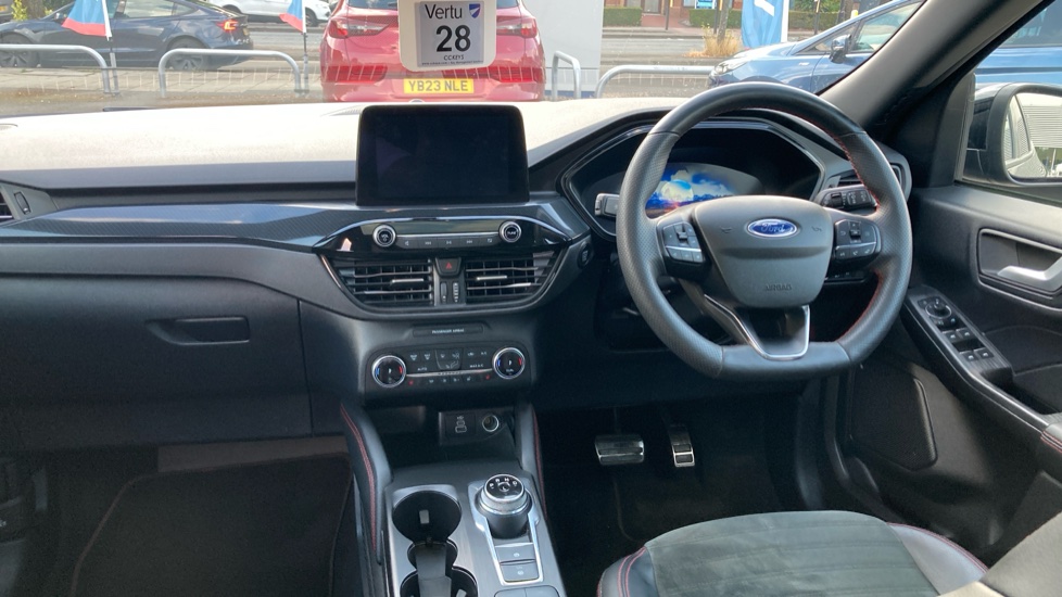 Ford Kuga 2.5 FHEV ST-Line X Edition 5dr CVT Hybrid Estate - Image 10