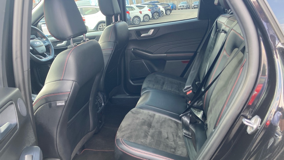 Ford Kuga 2.5 FHEV ST-Line X Edition 5dr CVT Hybrid Estate - Image 16