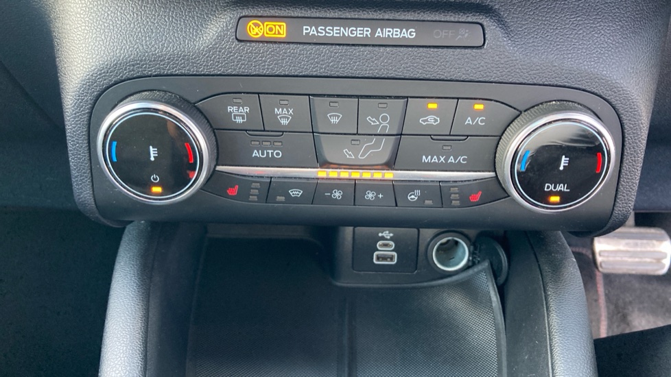 Ford Kuga 2.5 FHEV ST-Line X Edition 5dr CVT Hybrid Estate - Image 30