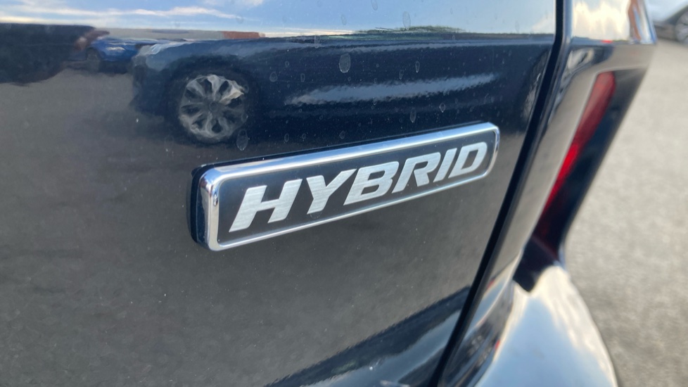 Ford Kuga 2.5 FHEV ST-Line X Edition 5dr CVT Hybrid Estate - Image 44