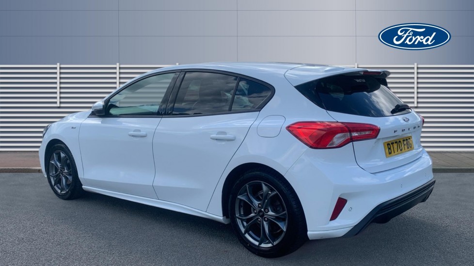 Ford Focus 1.0 EcoBoost Hybrid mHEV 125 ST-Line Edition 5dr Petrol Hatchback - Image 2