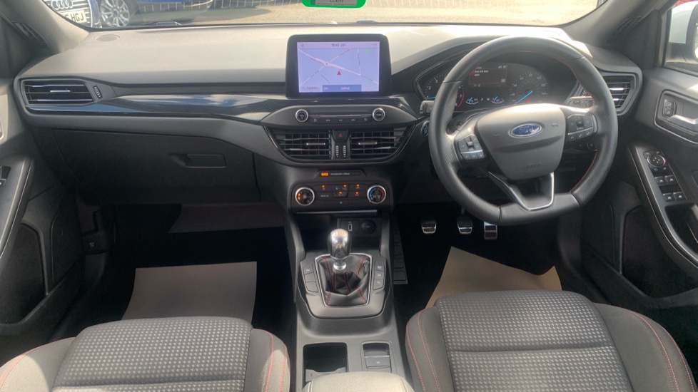 Ford Focus 1.0 EcoBoost Hybrid mHEV 125 ST-Line Edition 5dr Petrol Hatchback - Image 10