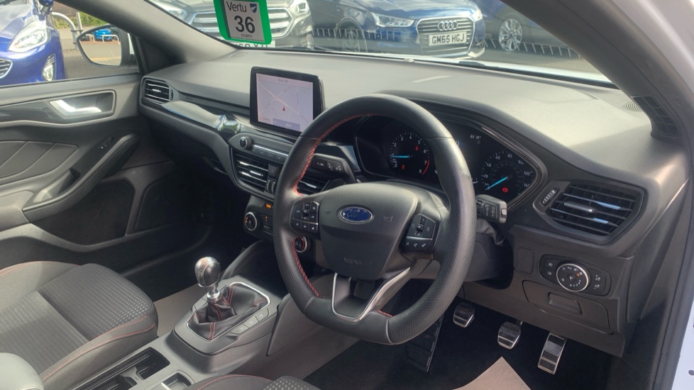 Ford Focus 1.0 EcoBoost Hybrid mHEV 125 ST-Line Edition 5dr Petrol Hatchback - Image 11