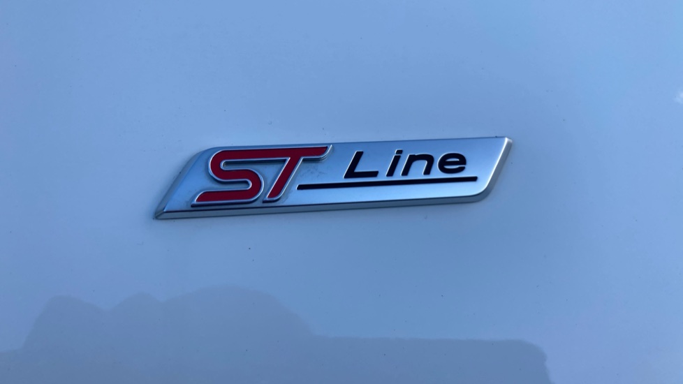 Ford Puma 1.0 EcoBoost Hybrid mHEV 155 ST-Line X 5dr Petrol Hatchback - Image 39