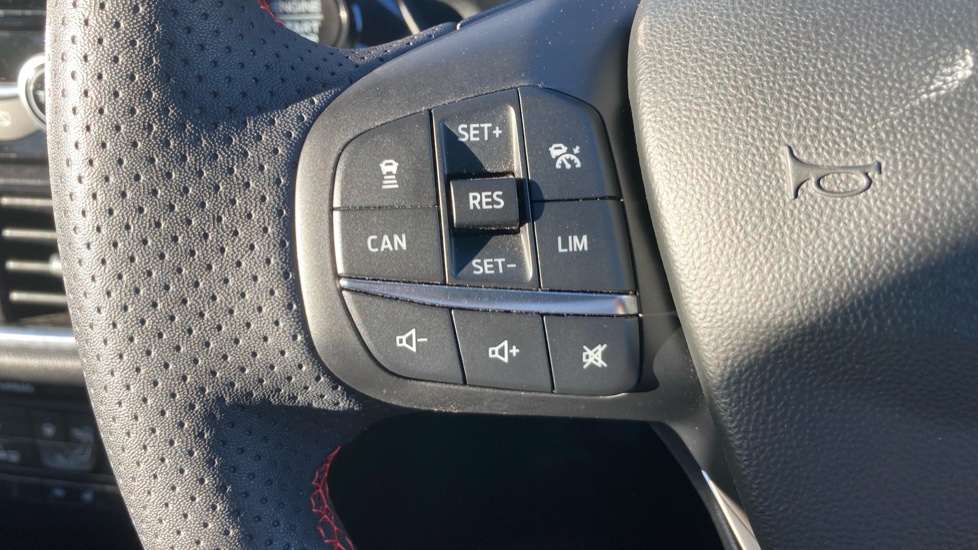 Ford Fiesta 1.0 EcoBoost Hybrid mHEV 125 ST-Line 5dr Petrol Hatchback - Image 32