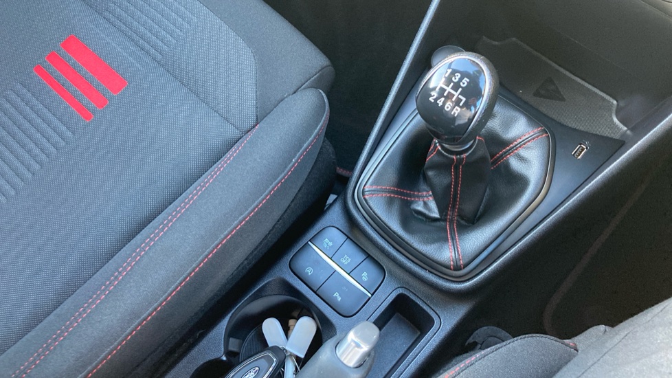 Ford Fiesta 1.0 EcoBoost Hybrid mHEV 125 ST-Line 5dr Petrol Hatchback - Image 38