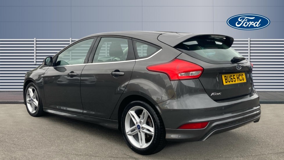 Ford Focus 1.0 EcoBoost 125 Zetec S 5dr Petrol Hatchback - Image 2