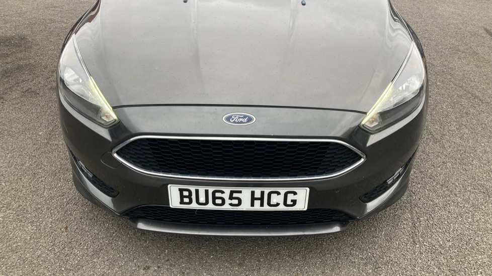 Ford Focus 1.0 EcoBoost 125 Zetec S 5dr Petrol Hatchback - Image 21