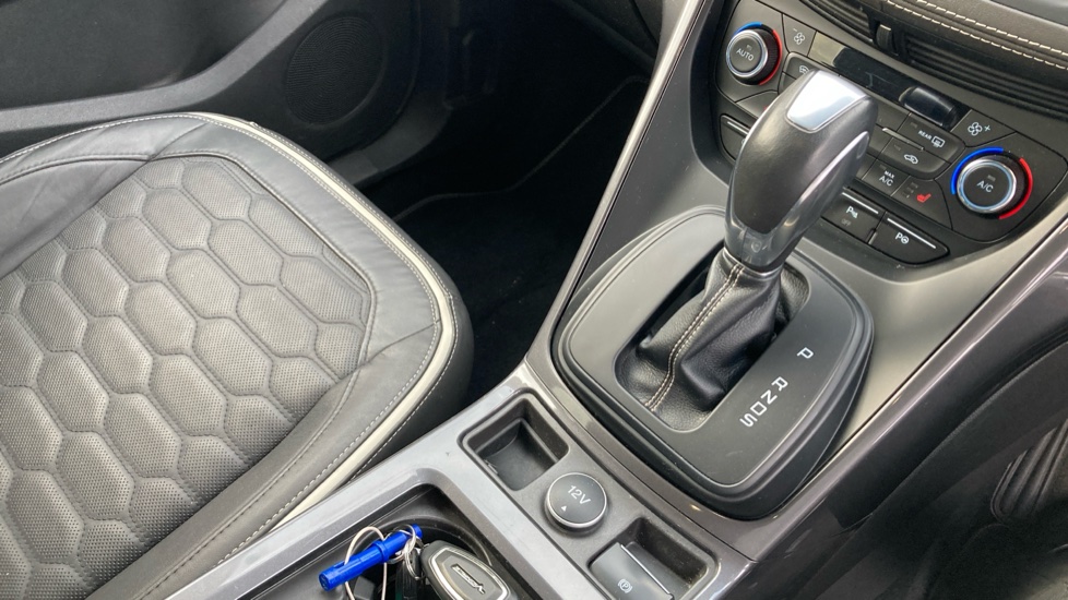 Ford Kuga Vignale 2.0 TDCi 180 5dr Auto Diesel Estate - Image 39