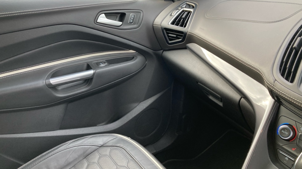 Ford Kuga Vignale 2.0 TDCi 180 5dr Auto Diesel Estate - Image 40