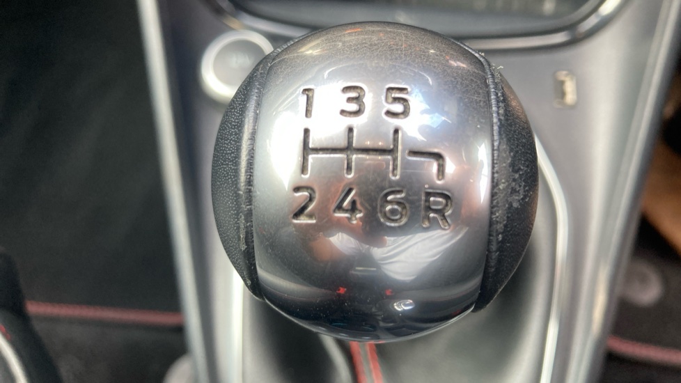 Ford Puma 1.0 EcoBoost Hybrid mHEV 155 ST-Line X 5dr Petrol Hatchback - Image 34