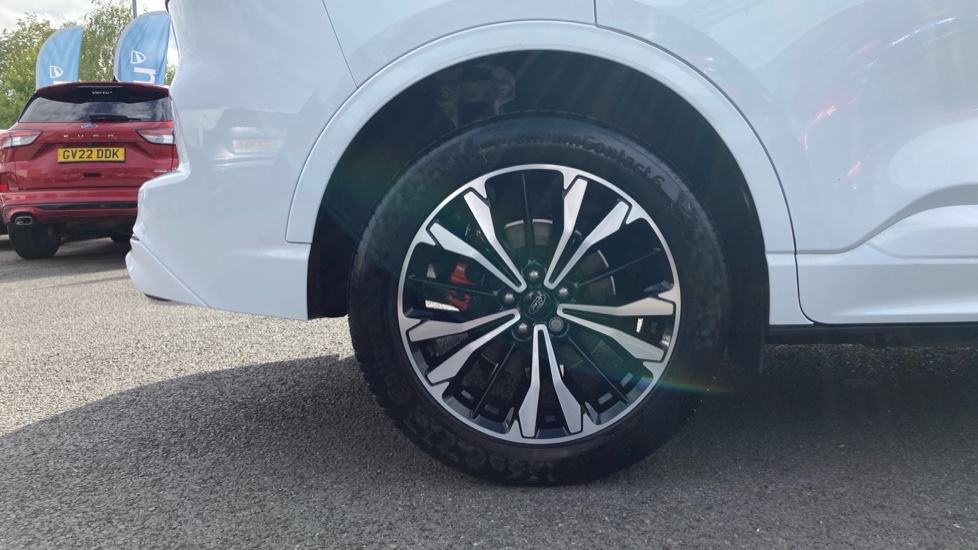 Ford Kuga 2.5 PHEV ST-Line X Edition 5dr CVT Estate - Image 7